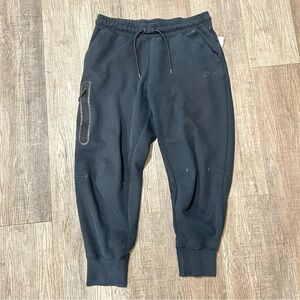 Black Nike tech joggers pants sweats